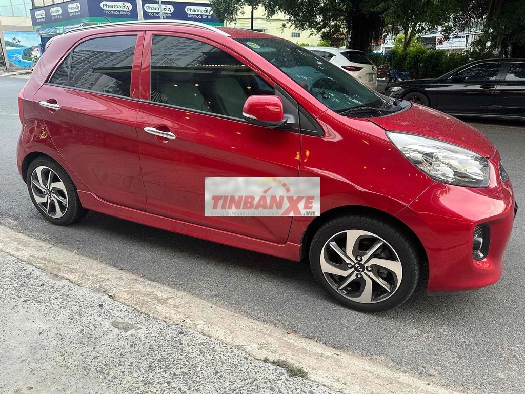 Kia Morning AT Luxury 2022 đỏ 37.000km