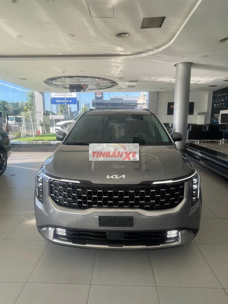 KIA Carnival 2.2D Signature 7 chỗ MPV
