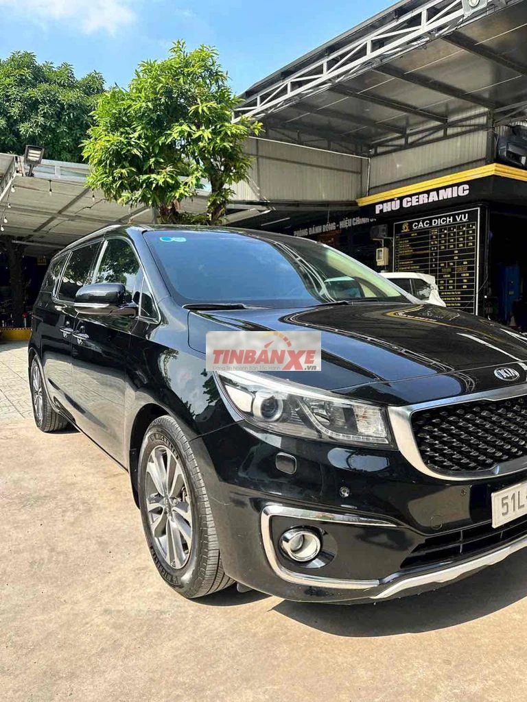 Kia Sedona 3.3 AT Full Xăng Đen