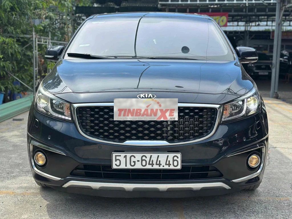 Kia Sedona 2.2 full dầu 2018 bảo hành 1 năm