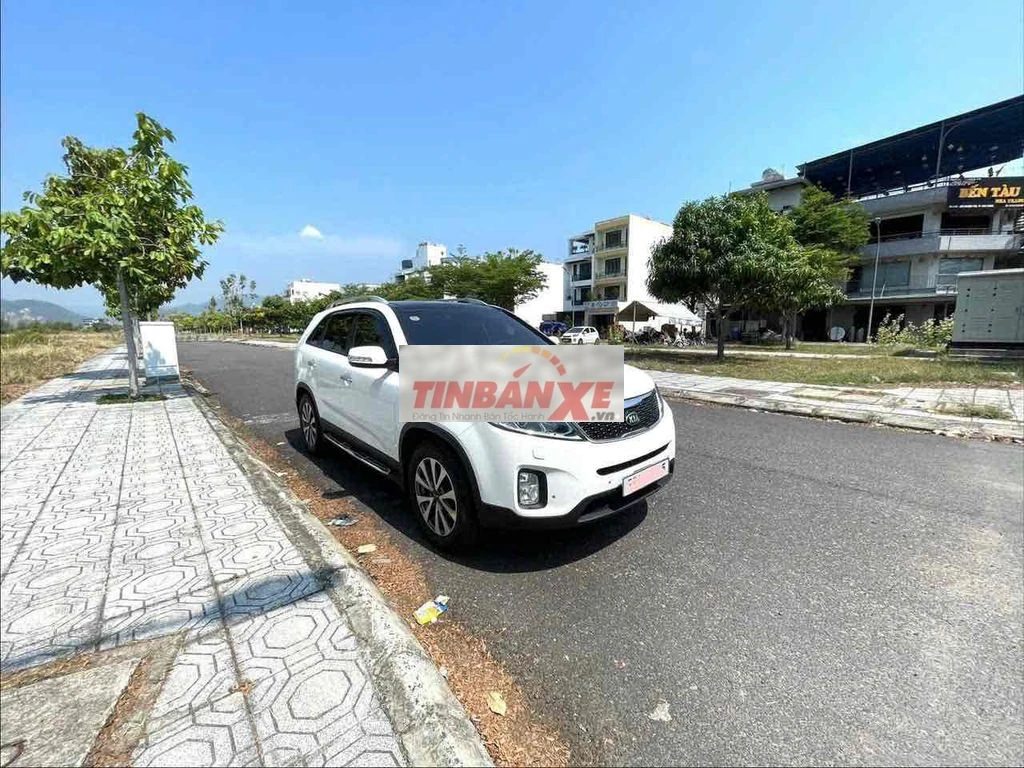 Kia Sorento 2015 Trắng Tự động 7 chỗ