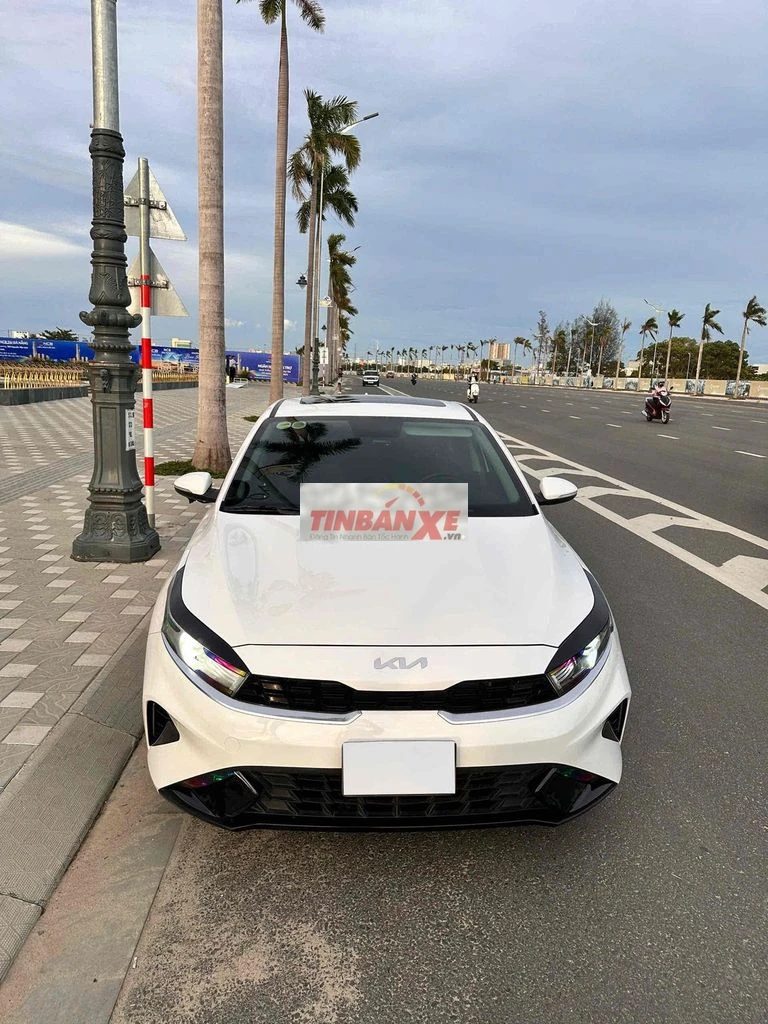 Kia K3 Luxury 2023 Trắng