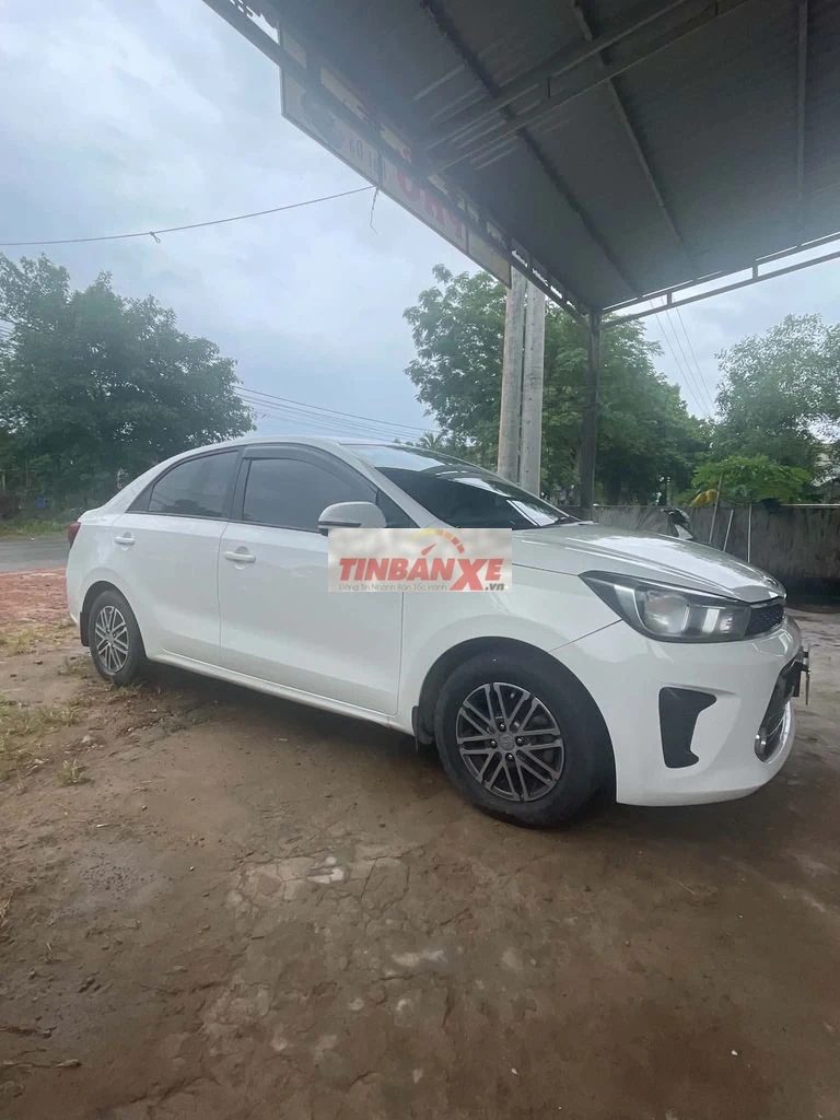 Kia Soluto 2020 Số sàn Trắng 5 chỗ