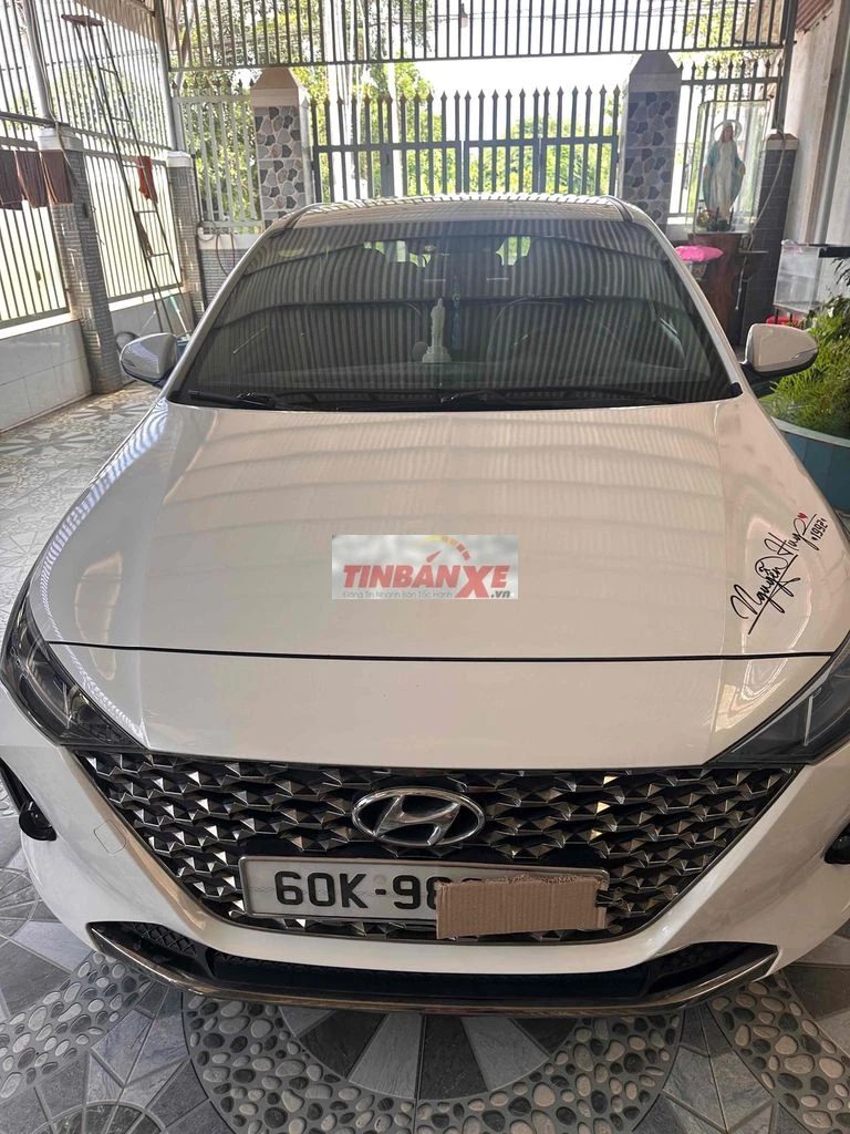 Hyundai Accent 2023 Số sàn Trắng 100327 km