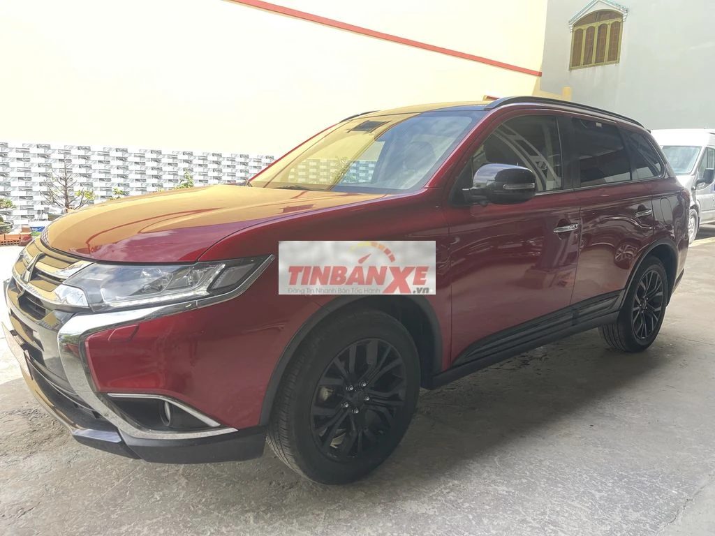 Outlander 4x4 2019 Đỏ Ruby Hàng Hiếm Muộn