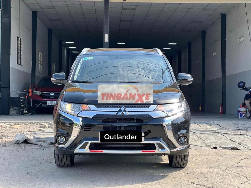 Mitsubishi Outlander 2023 2.0 CVT Đen
