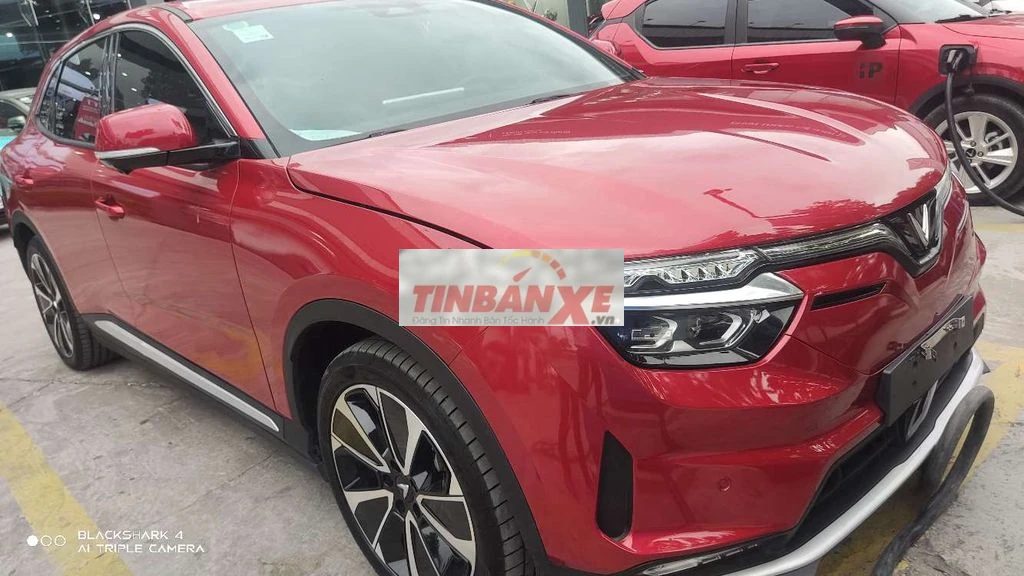 VinFast VF8 Plus CatI 2023 Điện 55 km Đỏ