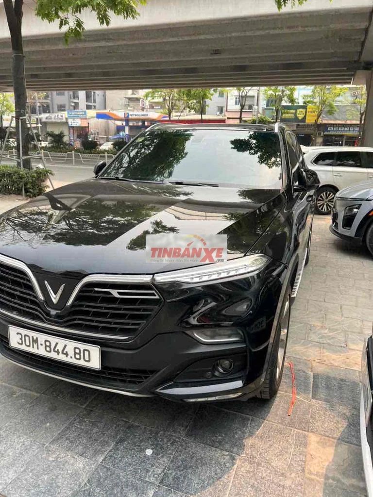 Vinfast Lux SA Plus 2020 Đen Tự động