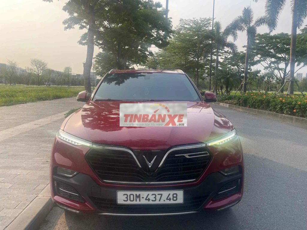 VinFast Lux SA 2019 2.0 Premium Đỏ