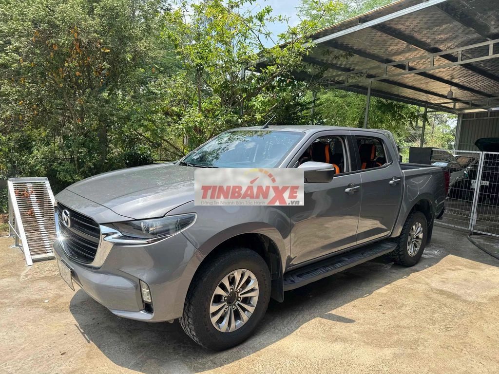 Mazda BT-50 2021 Tự động có hổ trợ góp