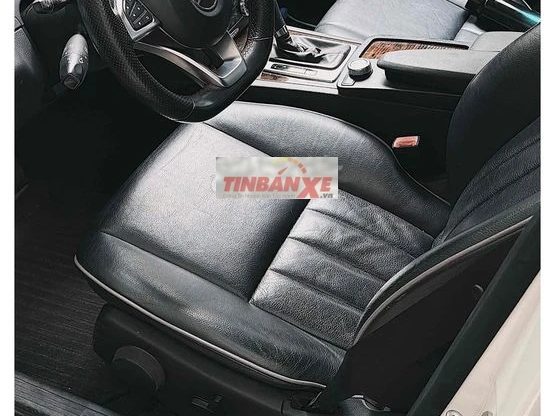 Mercedes-Benz C250 Facelift 2012 Trắng 22 vạn km