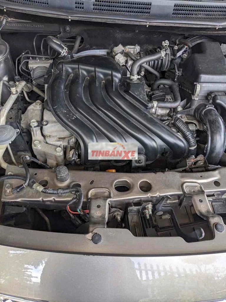 Nissan Sunny 2016 Xám 5 chỗ