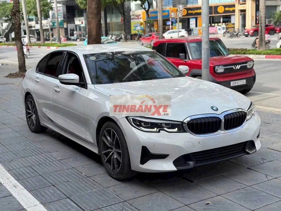 BMW 320i SportLine Plus 2021 Trắng/Đỏ nhập Đức