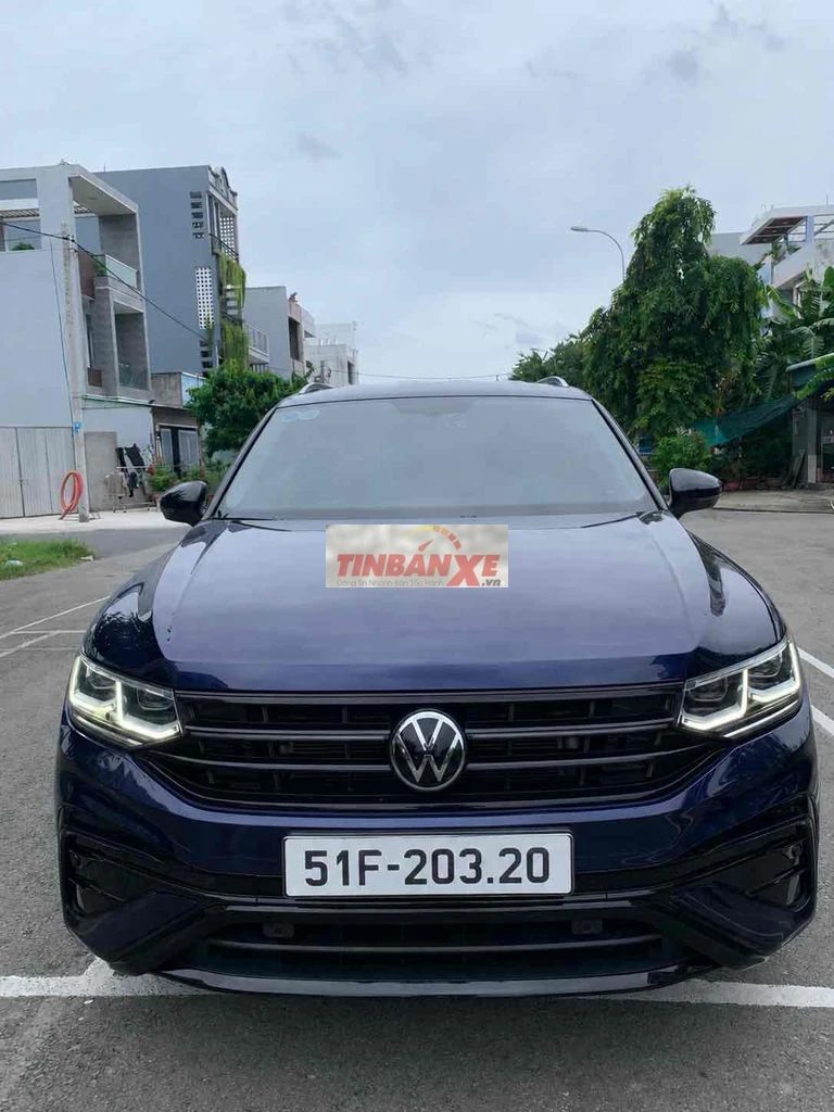 Volkswagen Tiguan FL 2021 xanh