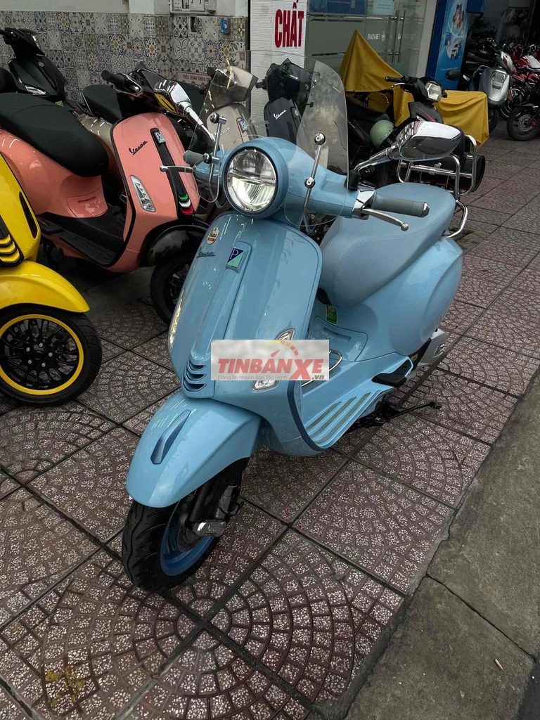 Piaggio Vespa Primavera 125 2025 Xanh Matte