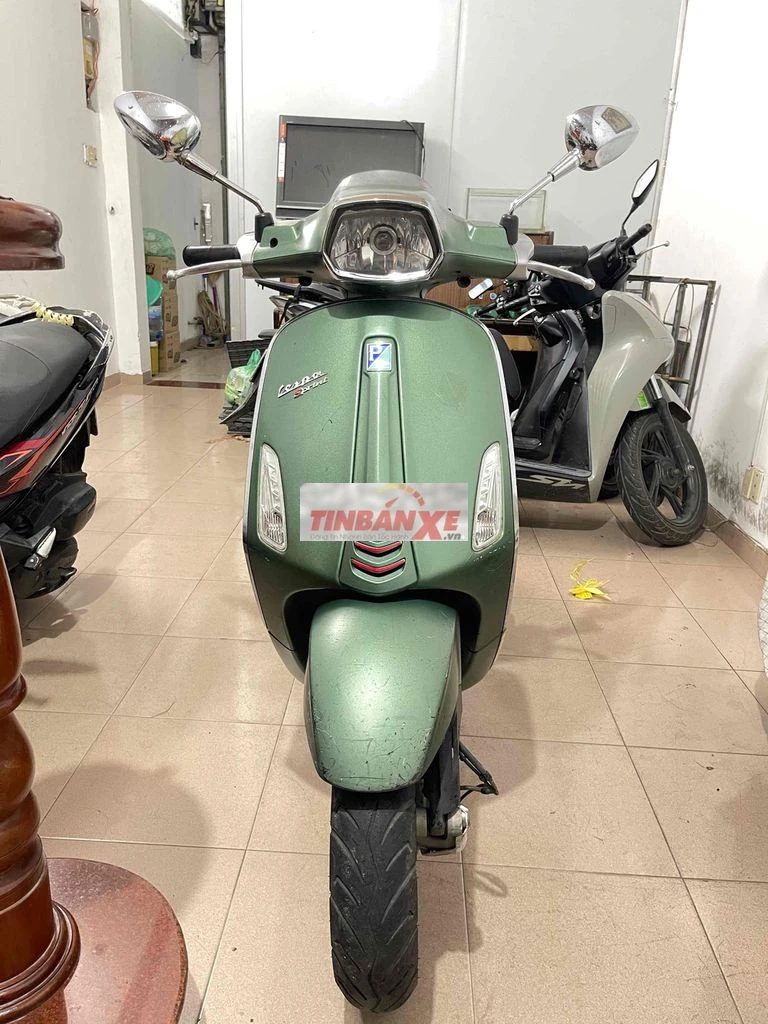 Cần bán Vespa Sprint 3vie chính chủ mua mới từ đầu