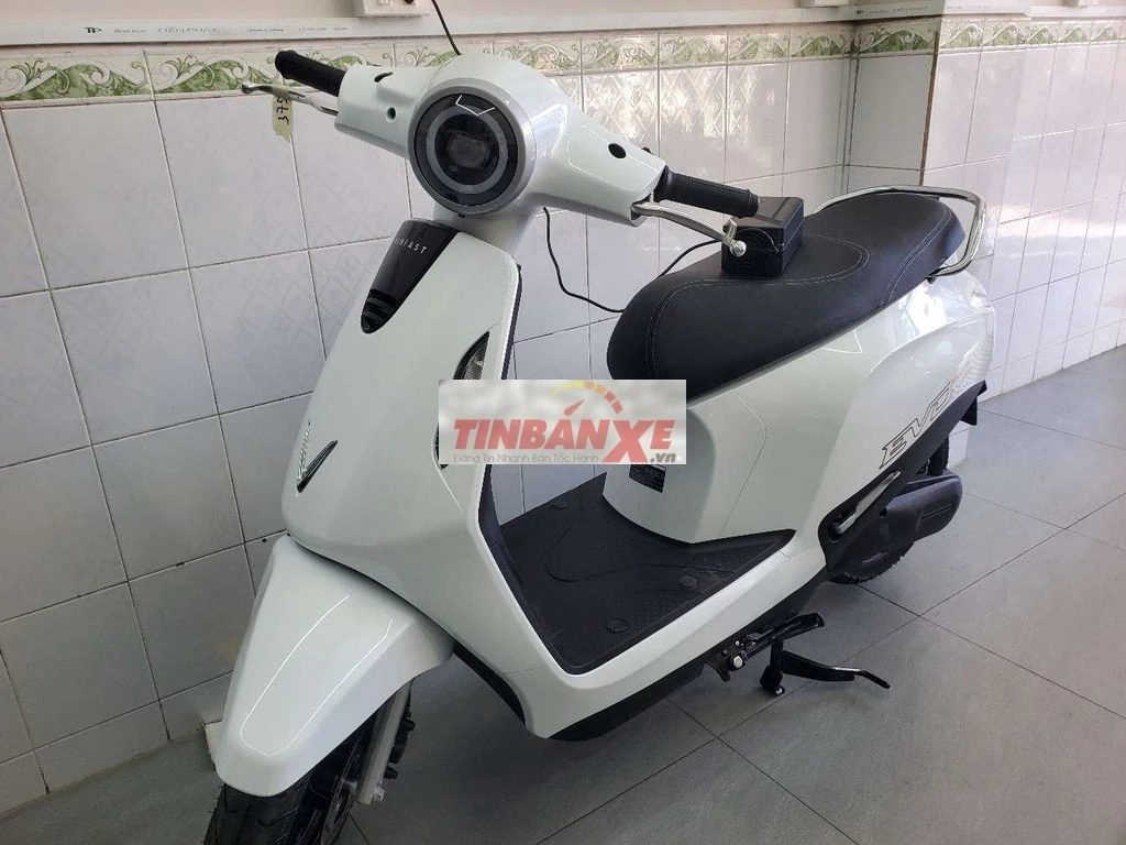 Xe máy điện VinFast Grand lite Trắng mới