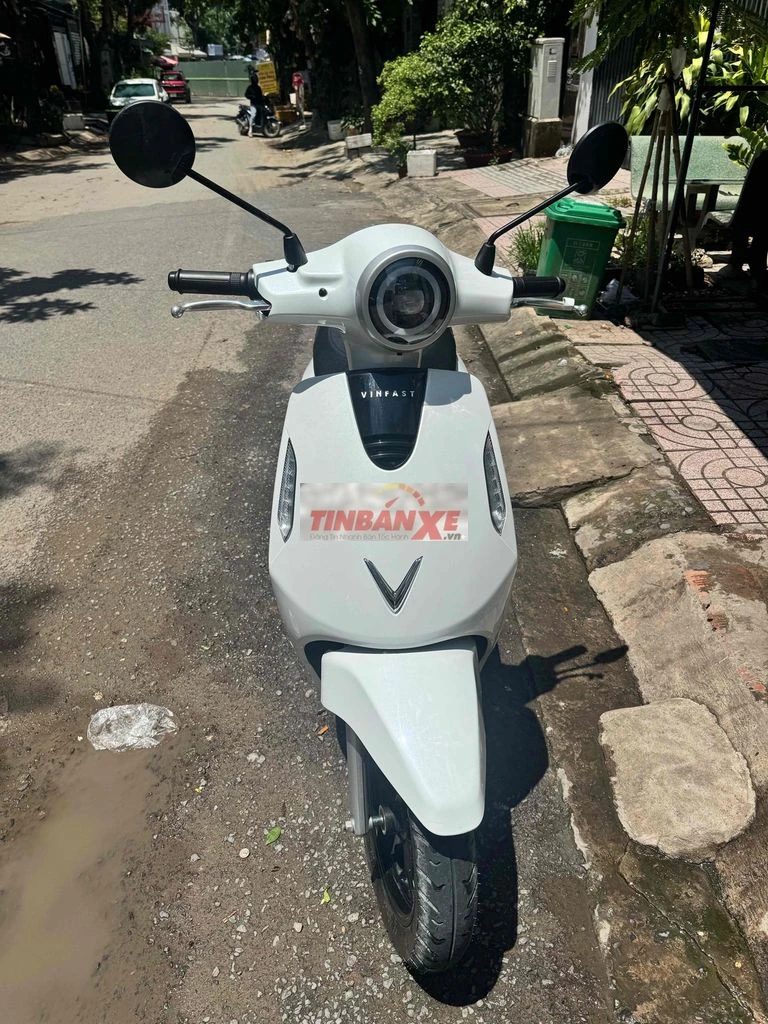 Xe máy điện Evograndlite Cọp 2026 Trắng 1200 km