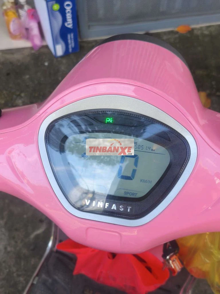 Vinfast Evo Neo Hồng 5,000km