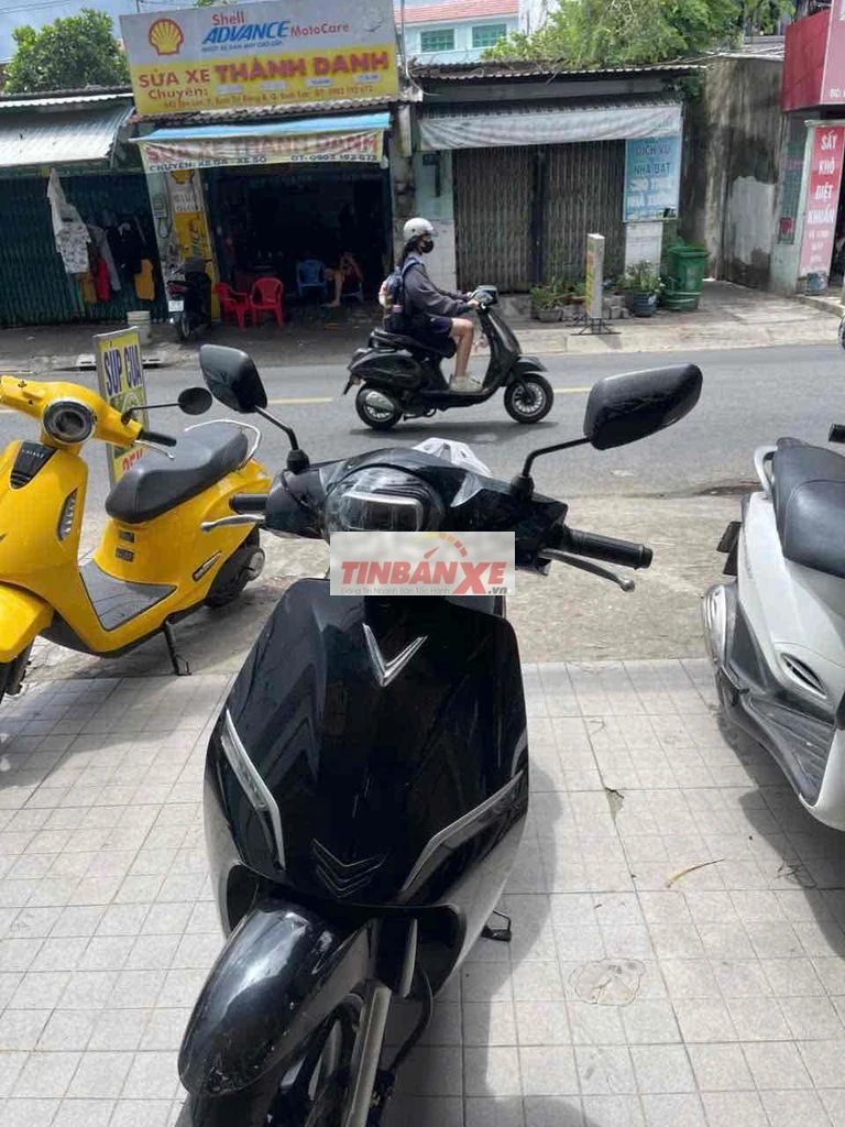 Xe máy điện VinFast Feliz Neo Đen 30Ah 200km