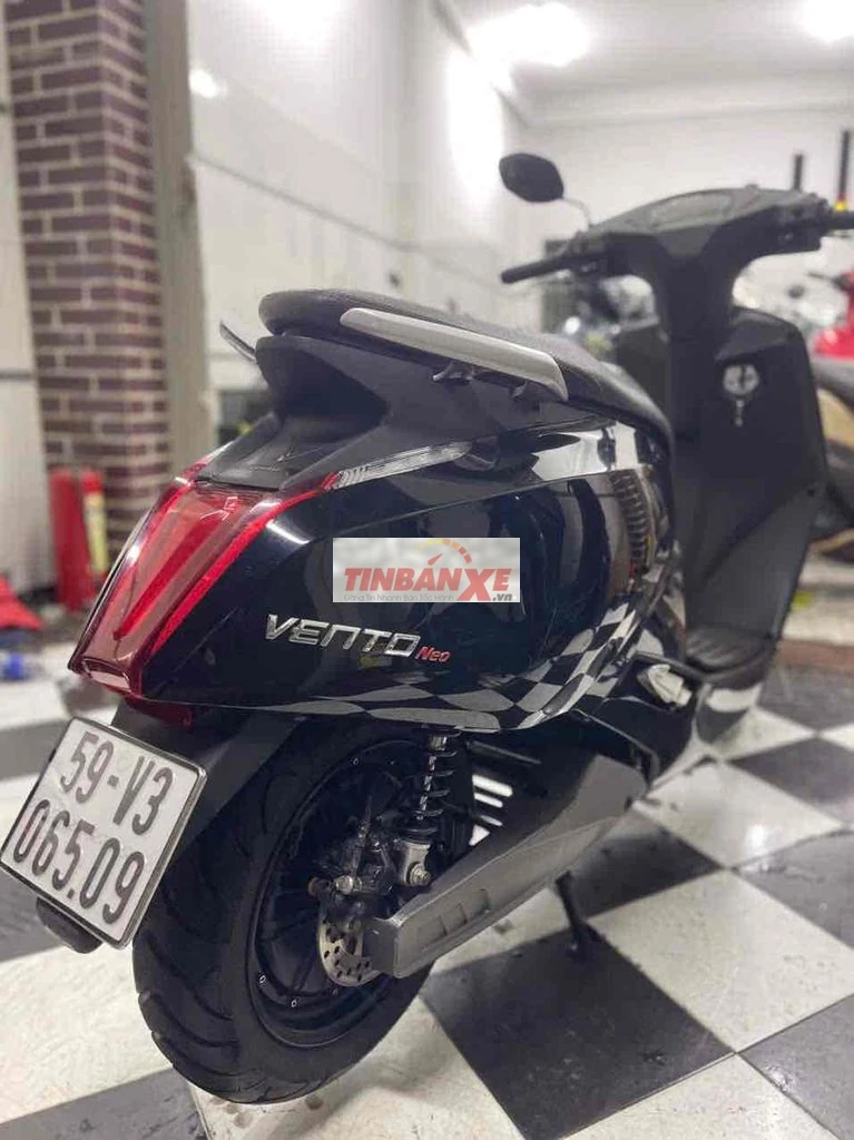 Xe máy điện VinFast Vento Neo Đen