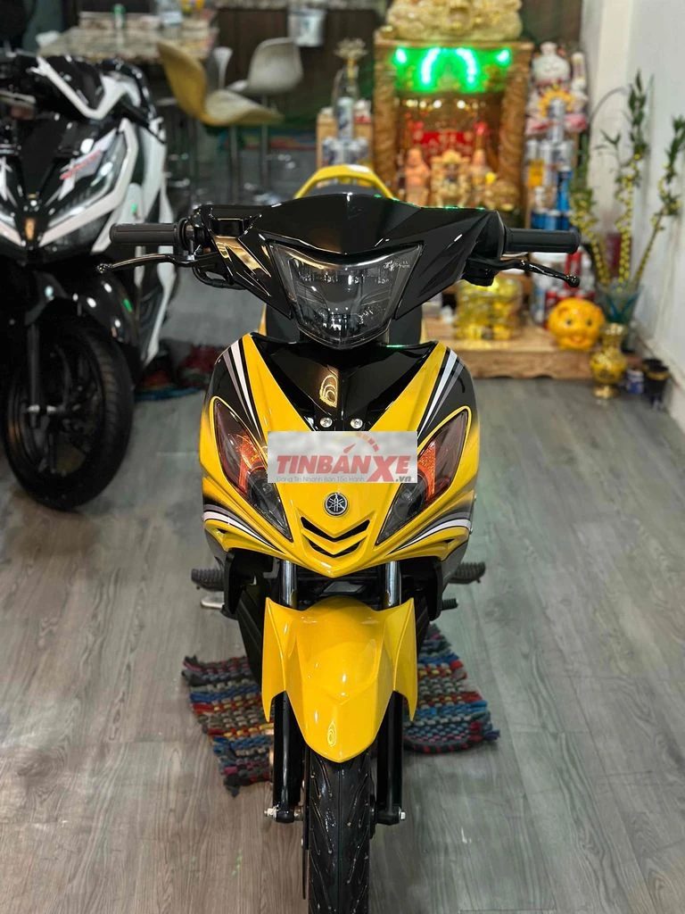 Ex xuống áo 2010 vàng đen nợ xấu trả trc 12tr