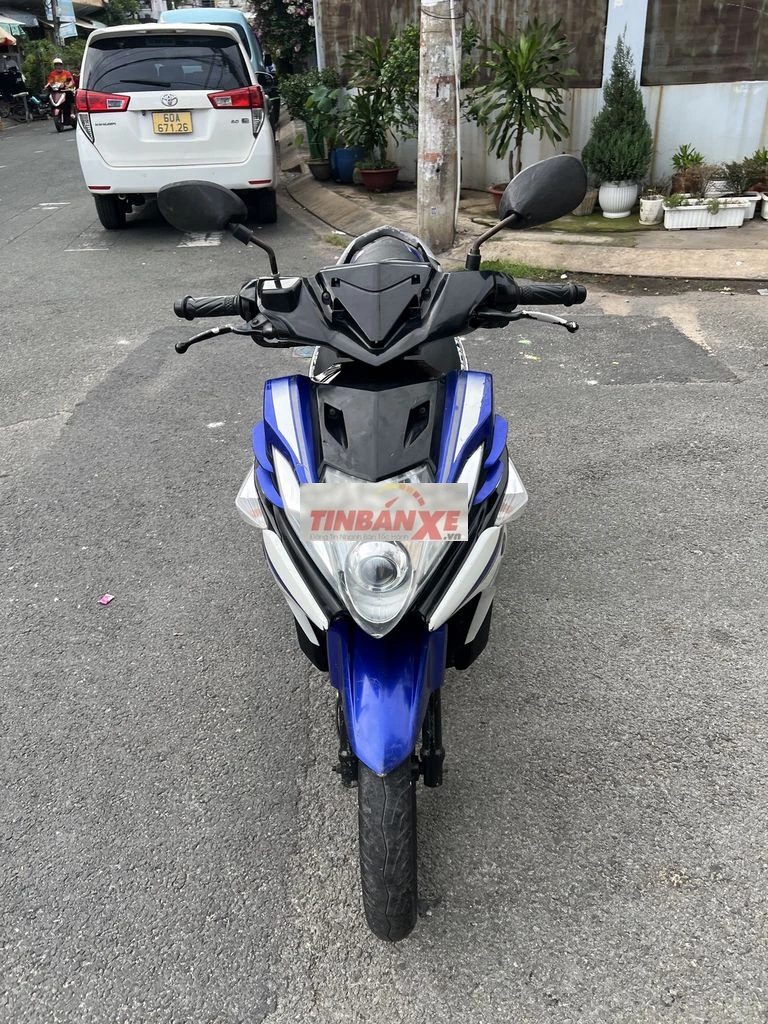 Yamaha Nouvo 5 fi 125cc Xanh Trắng Đen