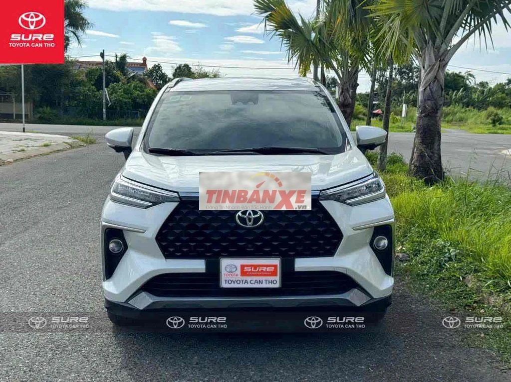 Toyota Veloz Cross Top 2022 Trắng Ngọc Trai 7 chỗ