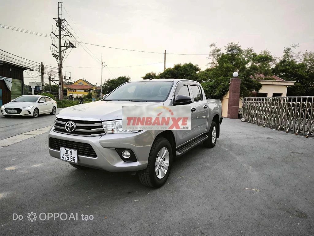 Toyota Hilux Bạc 5 chỗ 145.229 km