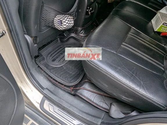 Kia Sorento 2015 bản xăng full Vàng cát