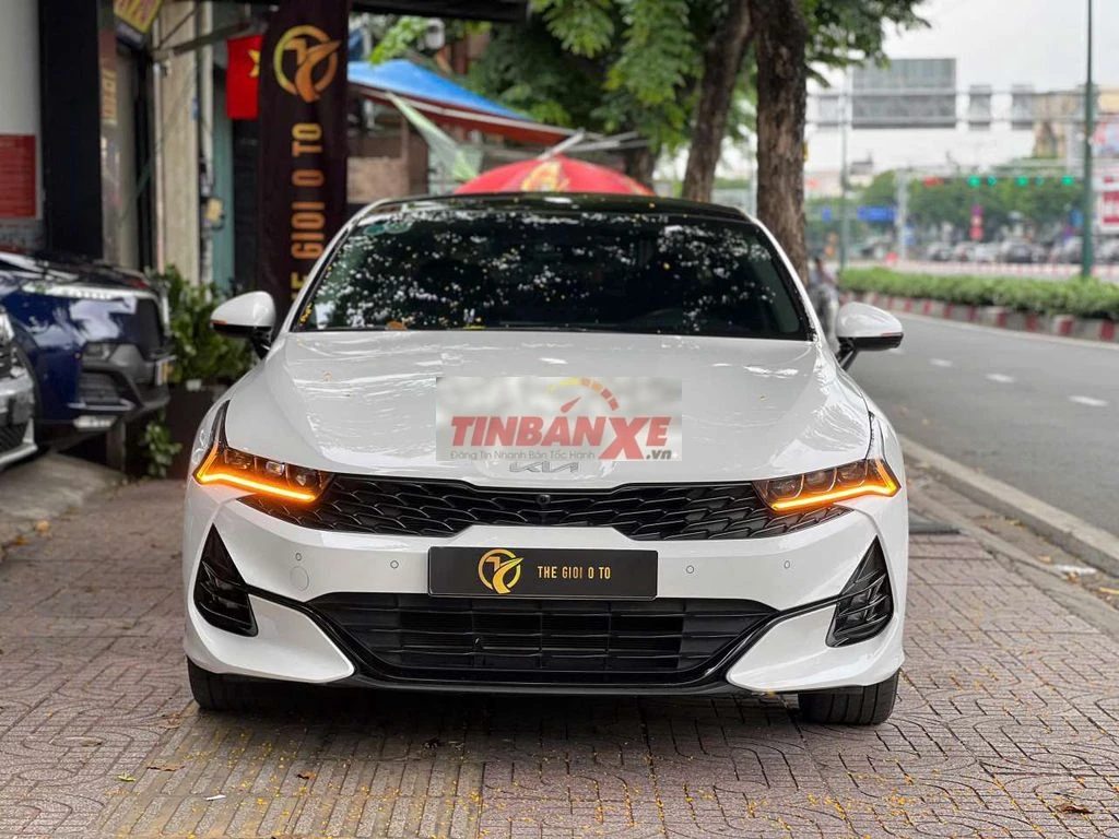 Kia K5 Premium 2023 Trắng 33.000 km