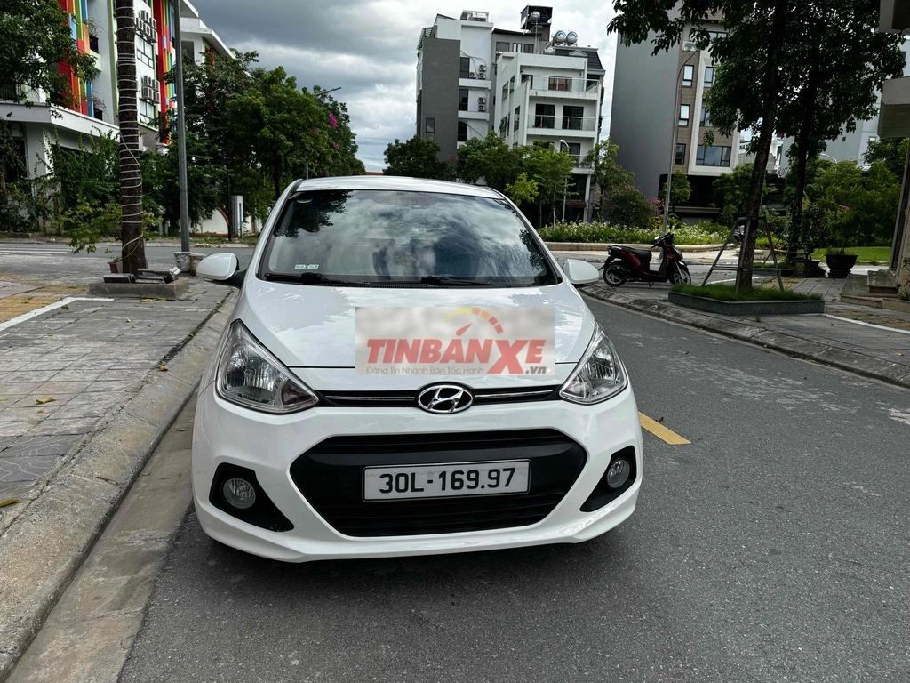 Hyundai Grand i10 Trắng Số tự động nhập khẩu