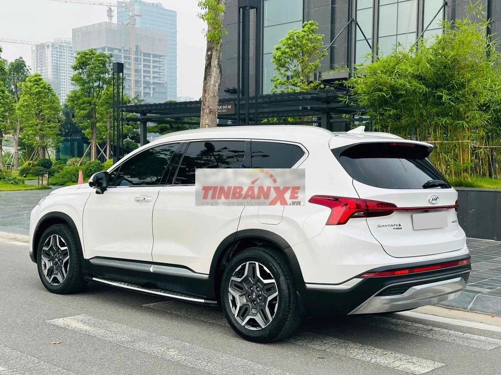 Hyundai Santa Fe HTRAC 2.2D Trắng 7 chỗ
