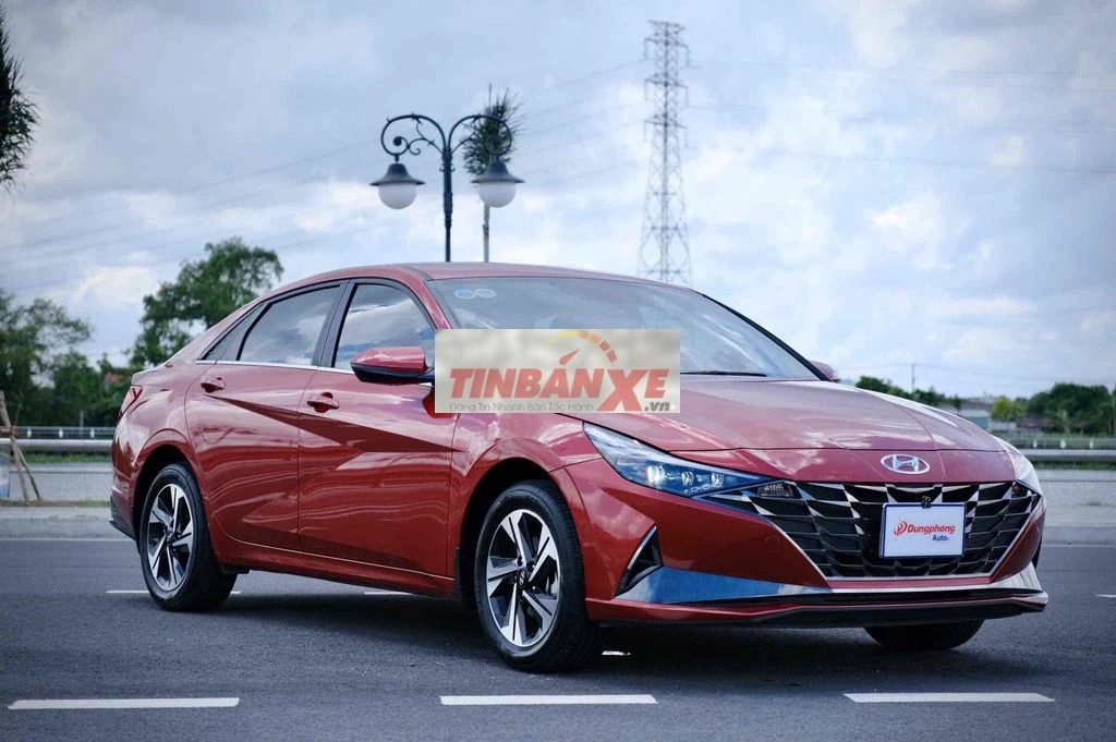 Hyundai Elantra 1.6 Đặc Biệt 2024 Đỏ Cá Nhân