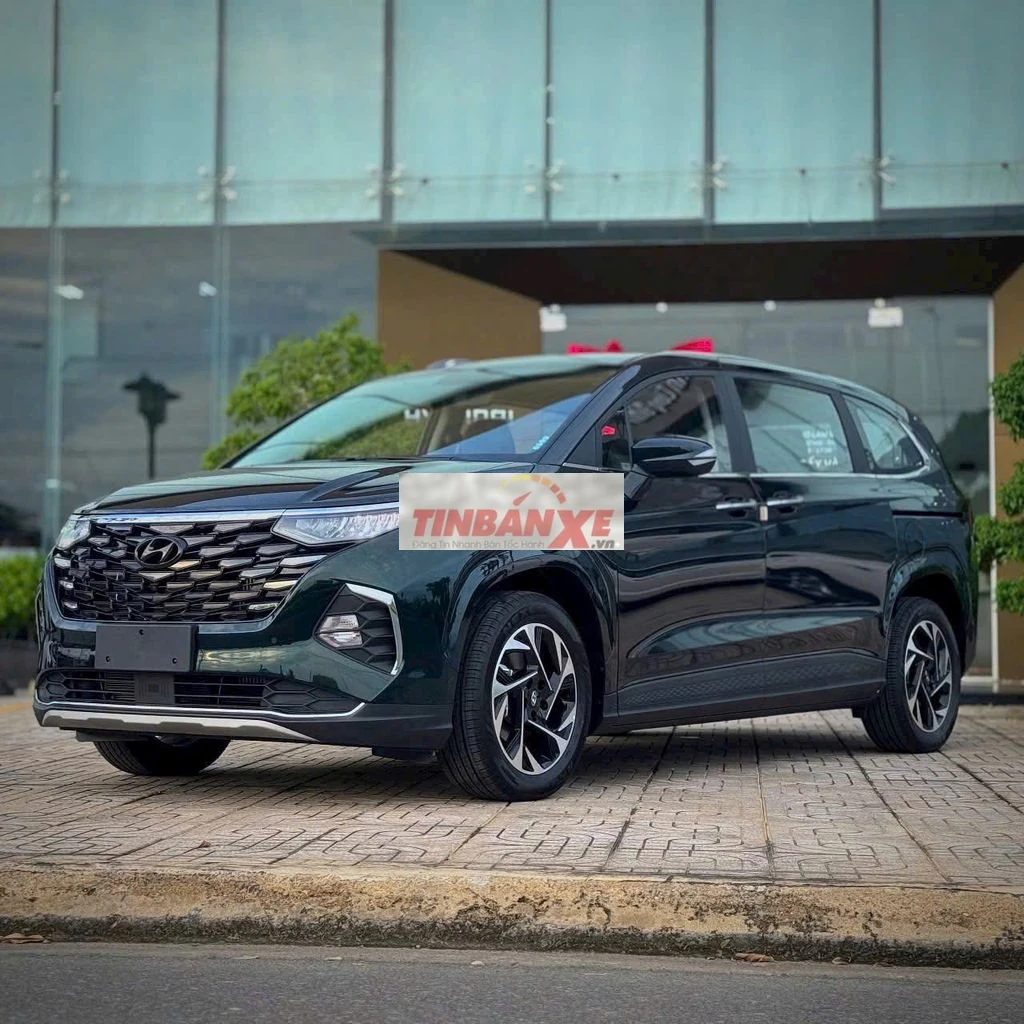 Hyundai Custin 1.5T 2026 Xanh Lục Bảo