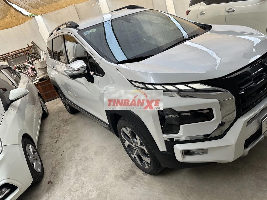 Mitsubishi Xpander Cross 2024 Trắng 99%