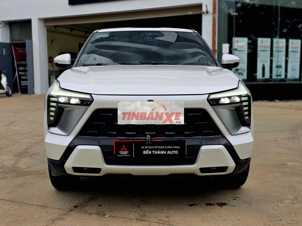 Mitsubishi XForce Premium 2025 Trắng 10.000 km