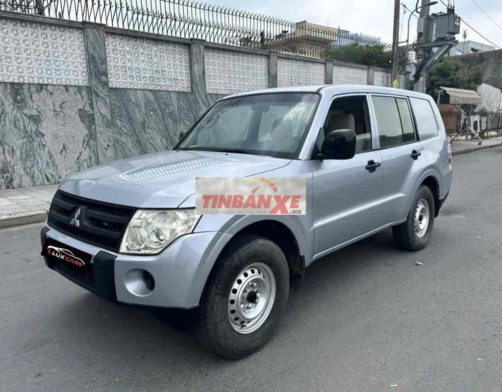 Pajero v93 chở tiền -số sàn 2 cầu -0 niên hạn