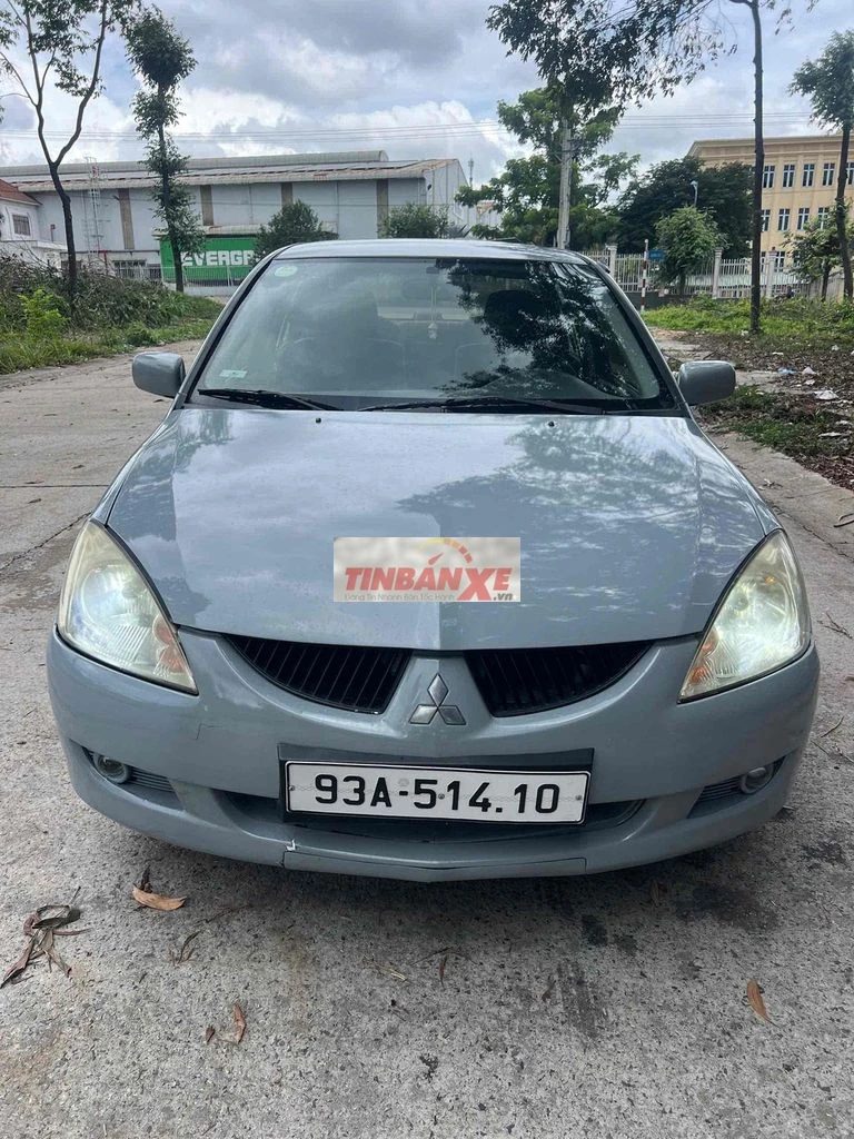 Mitsubishi Lancer Tự động