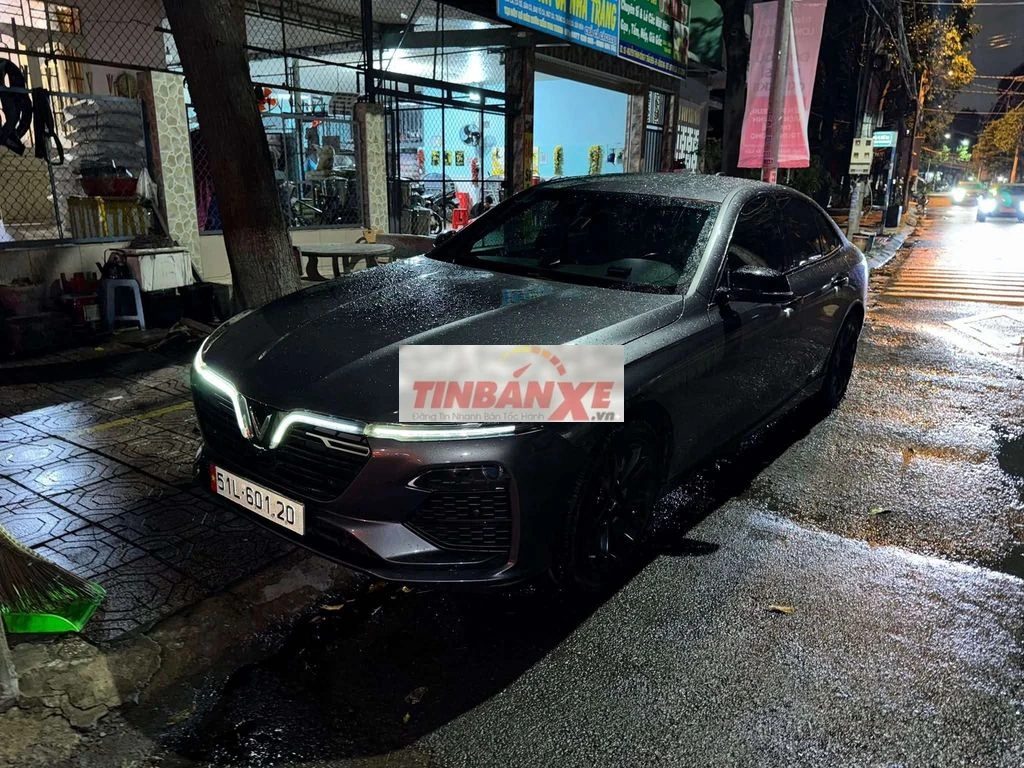 VinFast Lux A Base 2021 Xám 42.000 km