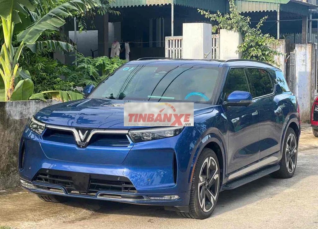 VinFast VF9 Plus 2023 Xanh dương 50000 km