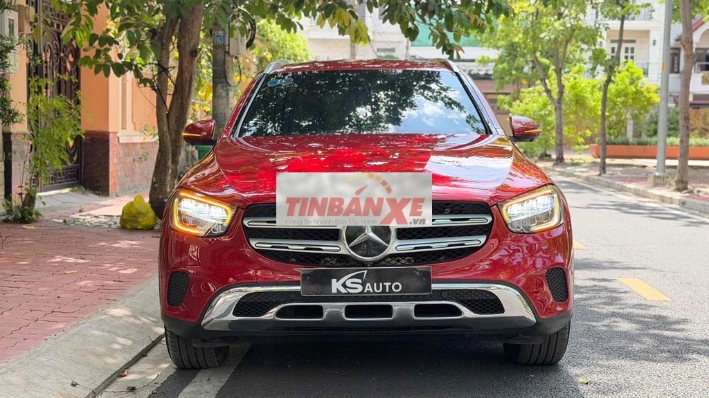 Mercedes-Benz GLC200 4Matic Đỏ