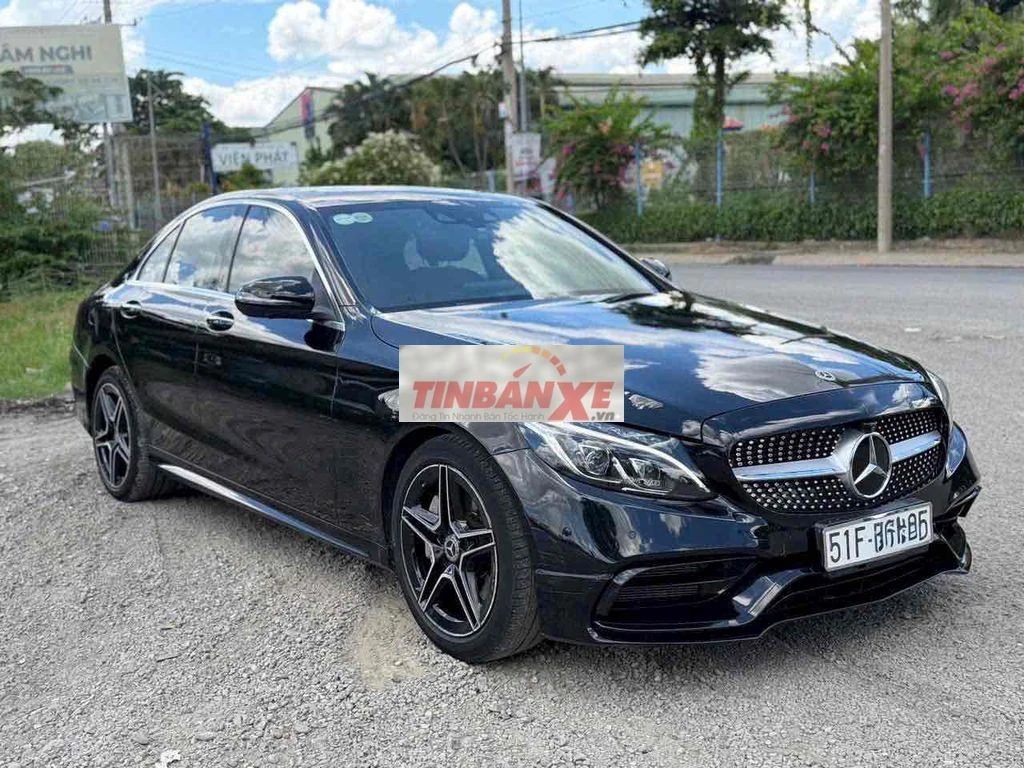 Chính chủ cần bán c300amg 2016 1 chủ còn zin