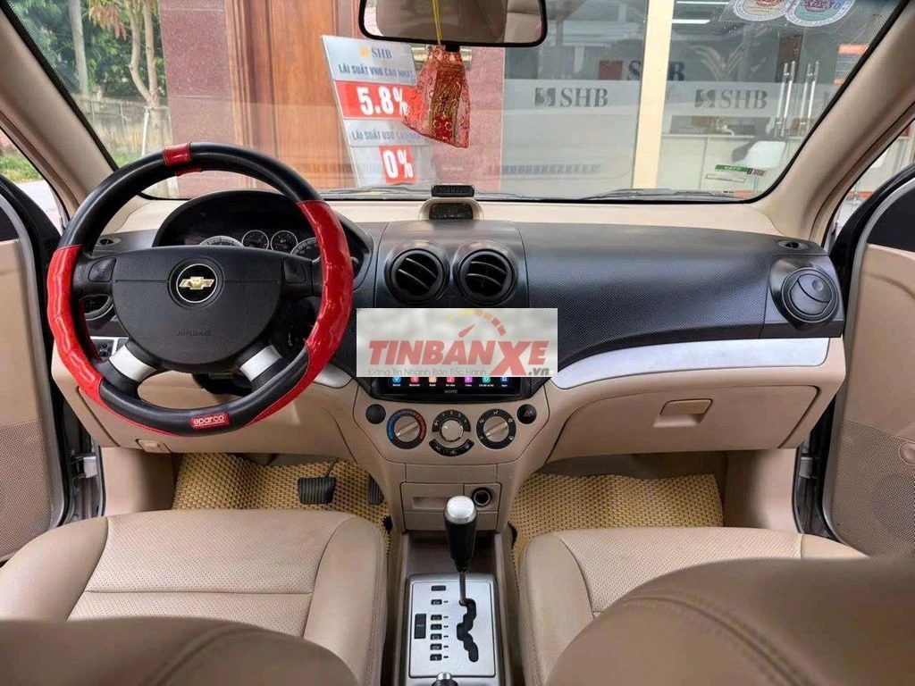 Chevrolet Aveo Bạc 5 chỗ tự động