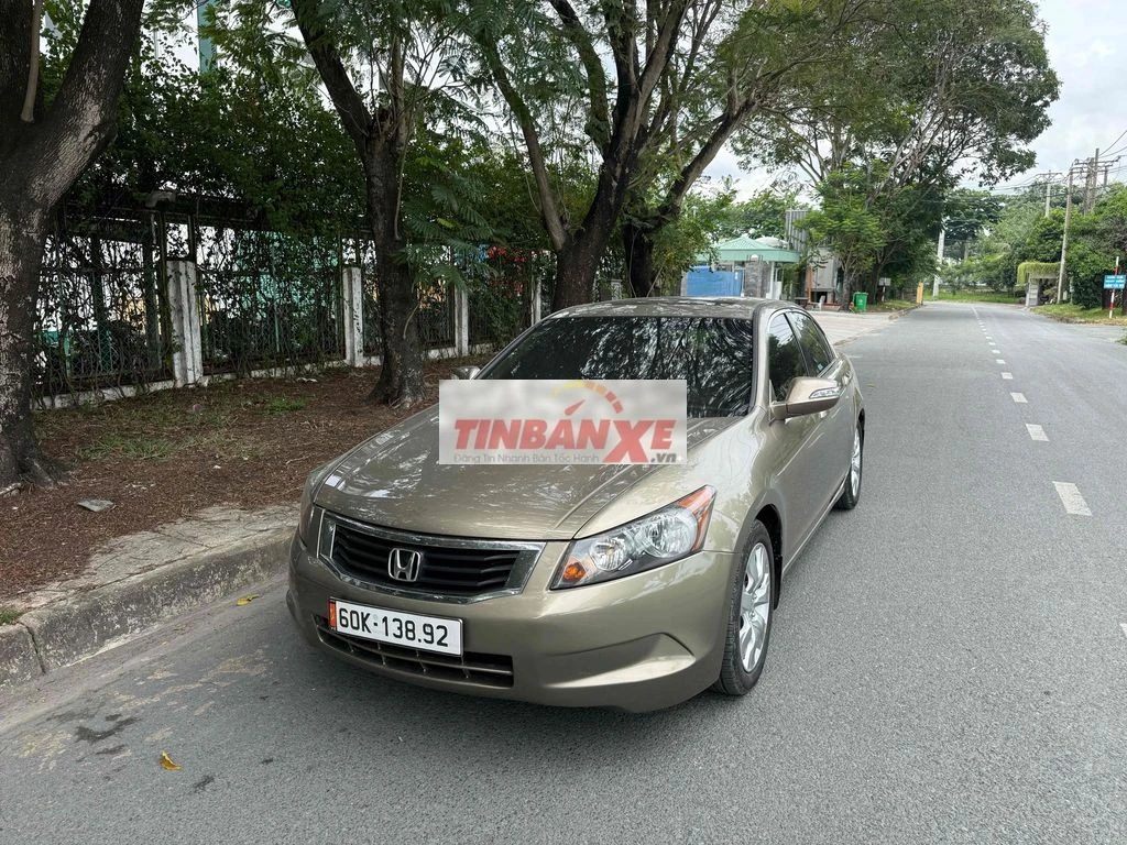 Honda Accord 2.4 bản Full Vàng cát nhập Mỹ
