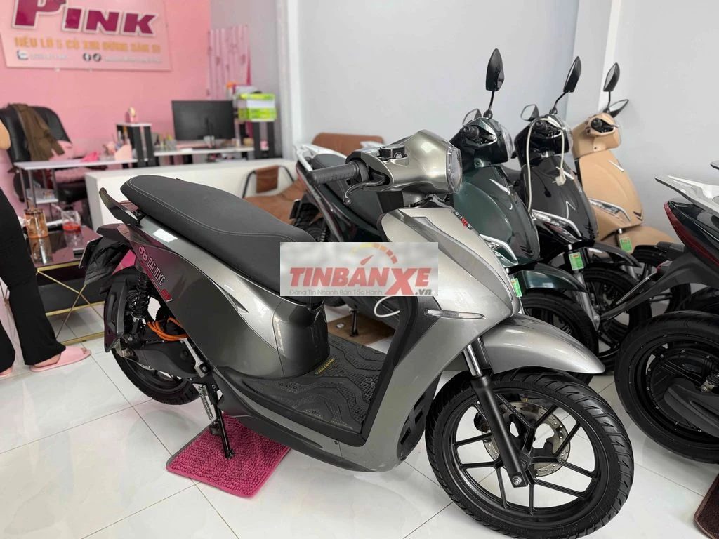 ✅Pink Metro✅QuantumS1 đk 2025 Xe Máy Điện