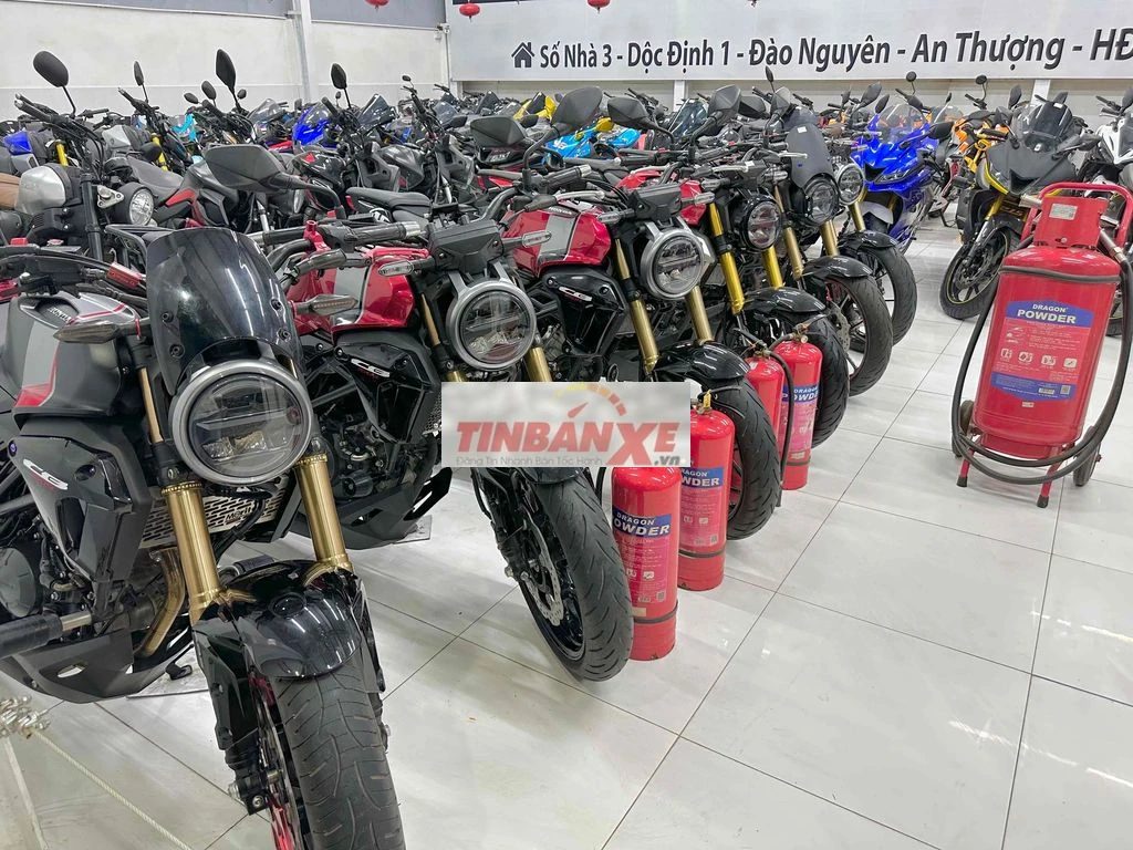 CB150R Thái Lan - HT Trả Góp 0 Đồng tại Tấn Đạt