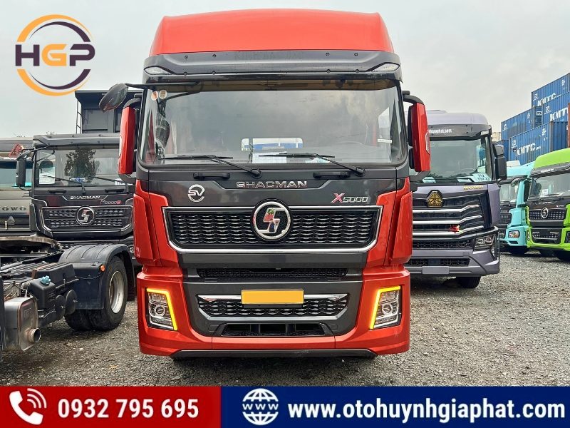 Mat-truoc-cua-Xe-dau-keo-Shacman-X5000-460HP-cau-lap.jpg