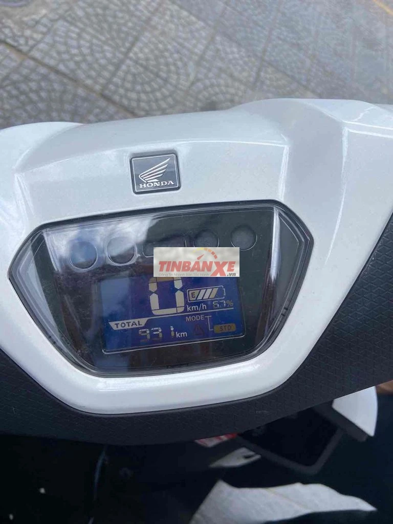 Honda ICON e 2026 Trắng 900km