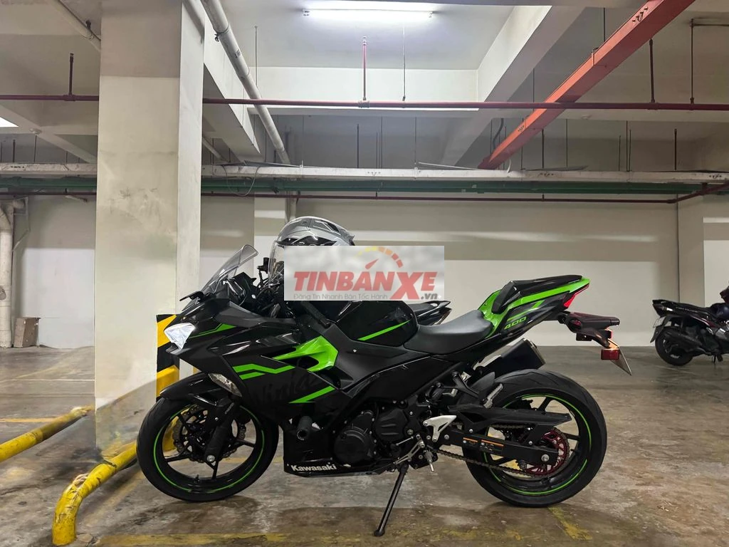 Kawasaki Ninja 400 ABS 2022 Đen 18.000 km